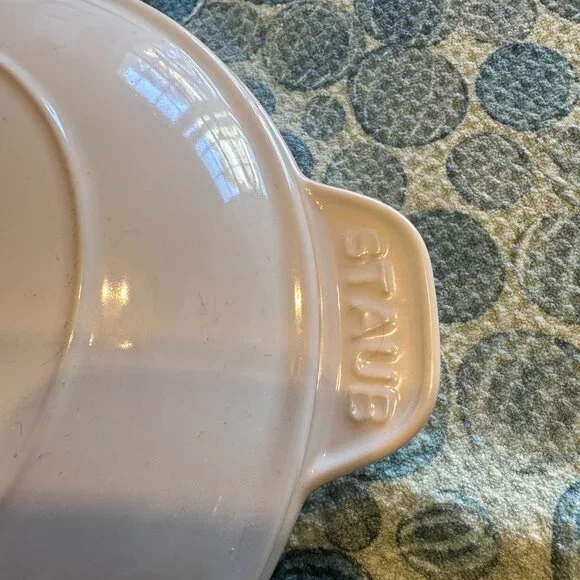 Staub Ceramic 8-inch Round Covered Brie Baker - White - Picture 2 of 5